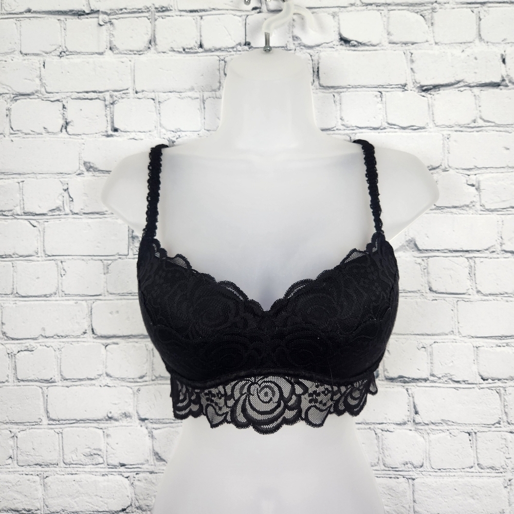VS PINK Size L Black Lace Bralette